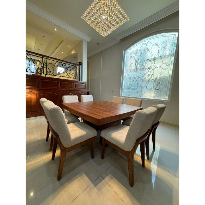 Comedor Leo Cuadrado