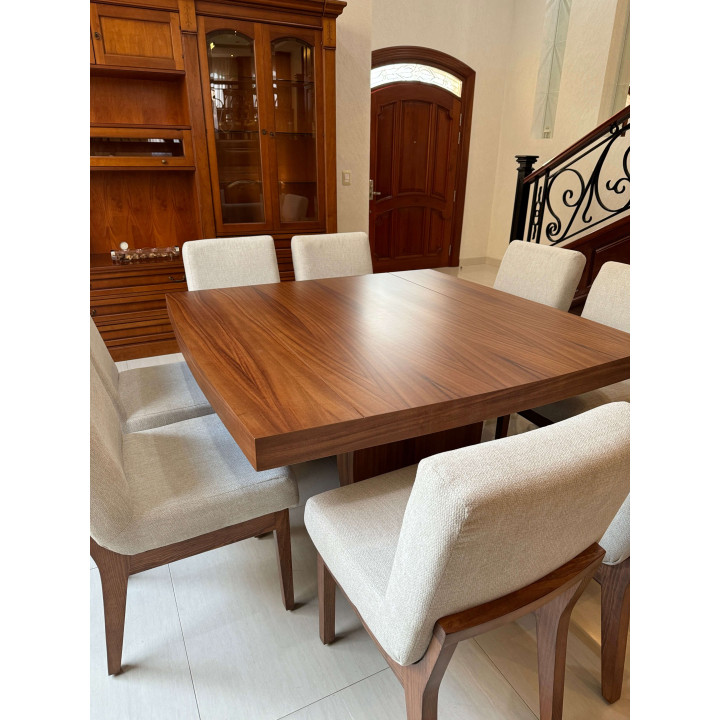 Comedor Leo Cuadrado