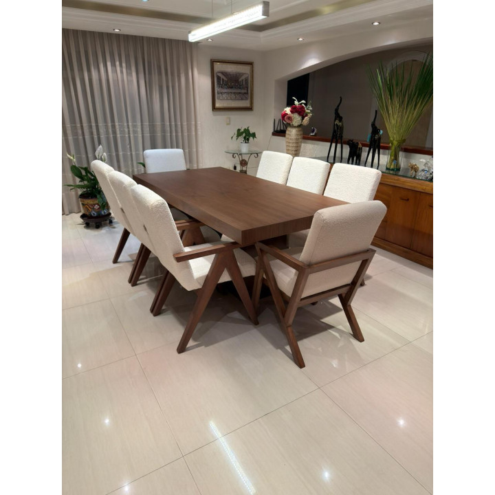 Comedor Dharani
