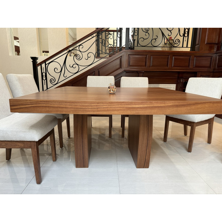 Comedor Leo Cuadrado: foto real 1